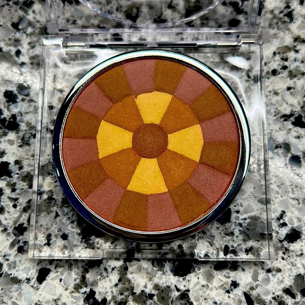 Kirkland Borghese Mineral Bronzing Powder